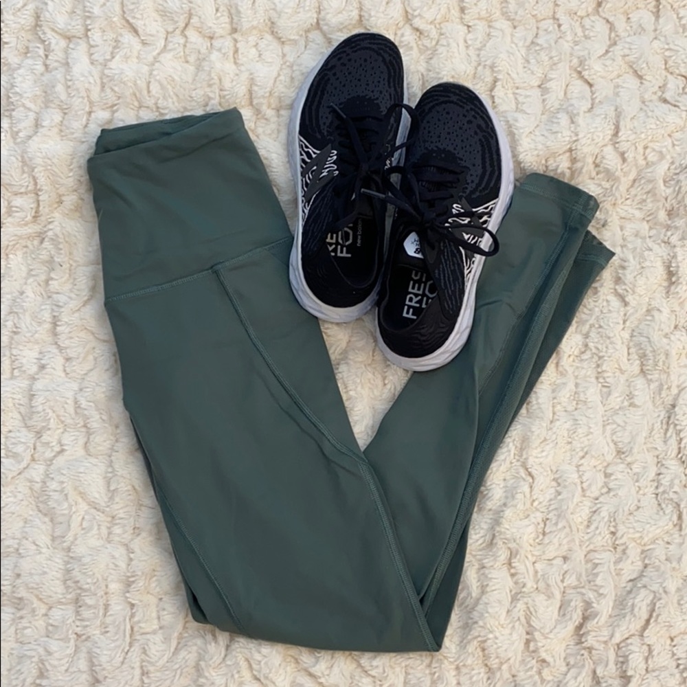 Victoria secret sport medium rise leggings